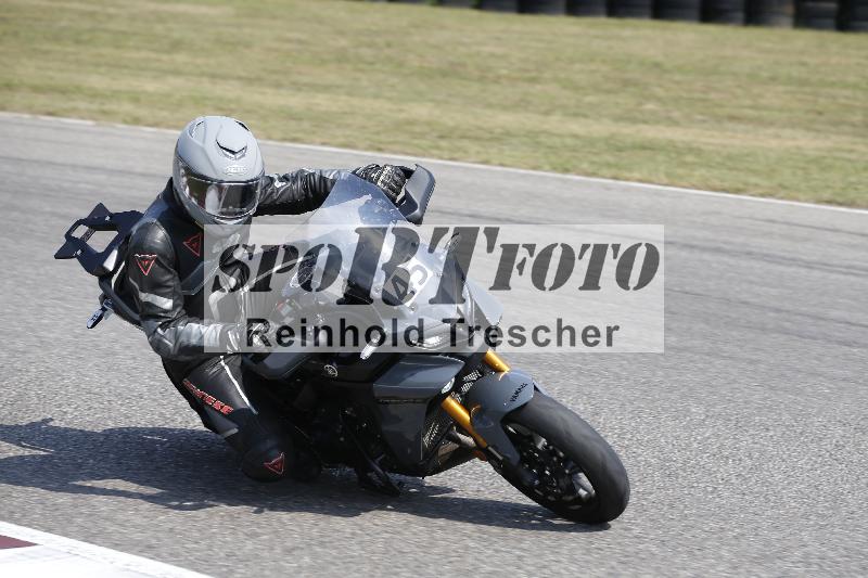 Archiv-2025/49 26.08.2025 Cornu Master School ADR/blau-bleu/45